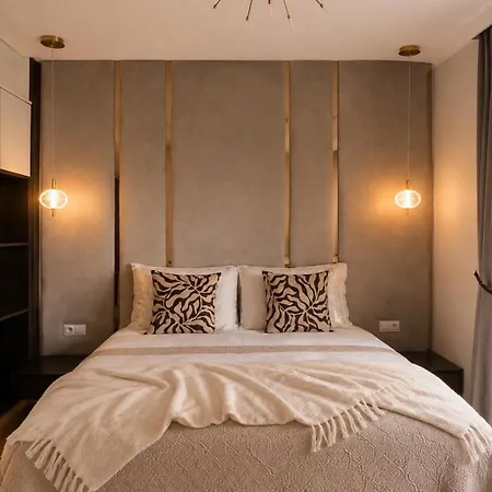 Golden Trio Apartman *